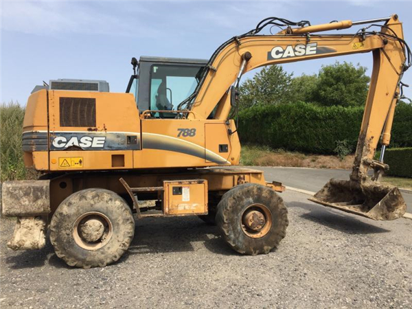 Case 788/988 - 788/988 Plus Crawler Excavators, 788/988 - 788/988 Plus Wheeled Excavators