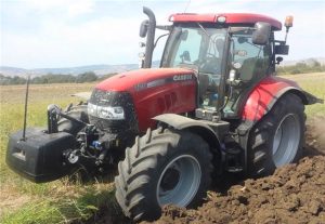 Case IH Maxxum 125 - EP Efficient Power Tractor - Tier 4