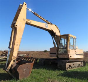 John Deere 690C Excavator With All Terrain Wheeled Undercarriage