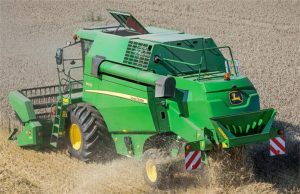 John Deere W330 Combine Harvesters Technical Manual