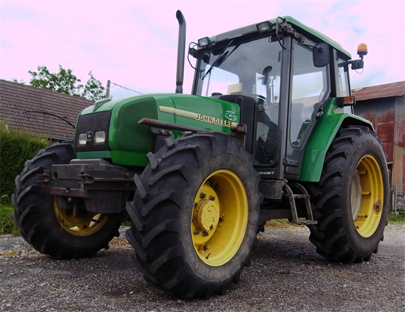 John Deere 3100, 3200, 3300, 3400 Tractors Operator's Manual