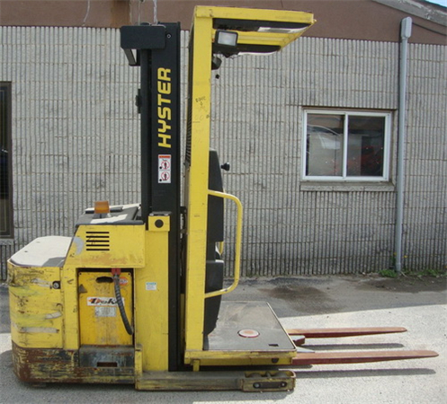 Hyster R40EH (C176) Electric Reach Truck