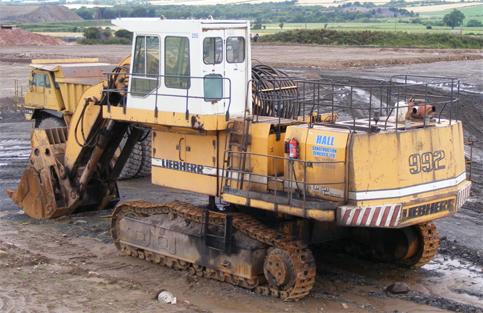 Liebherr R992 / R994 Tracked Excavator Service Repair Manual